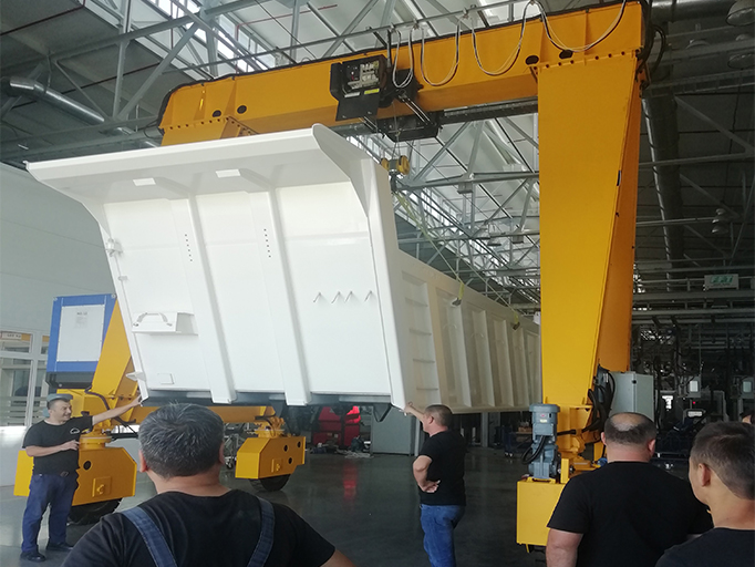 Кран RTG на терминале